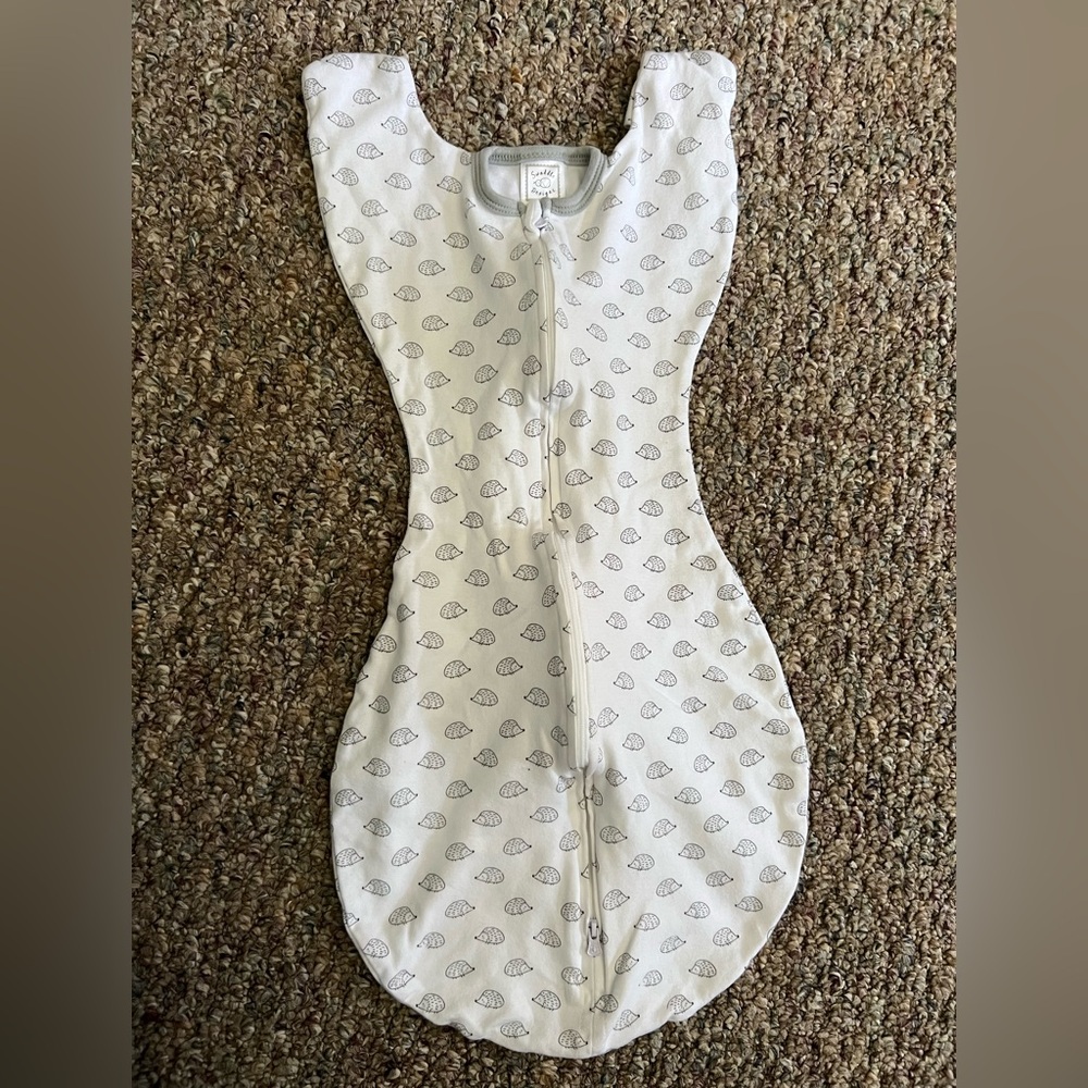 Swaddle Designs transitional swaddle sack- medium tiny hedgehogs